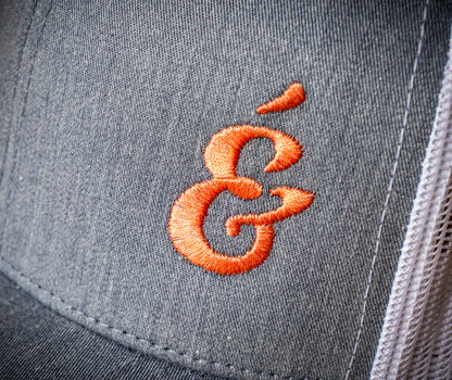Étienne Outdoors Solo Icon Snap Back Trucker Cap